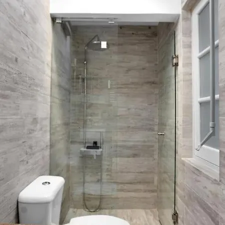 Cozy In Heart Of With Ac By Lisbeyond Лиссабон