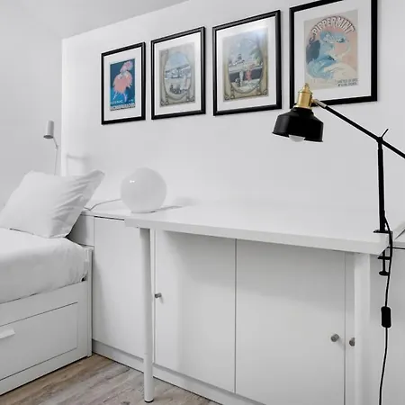 Cozy In Heart Of With Ac By Lisbeyond Lisboa